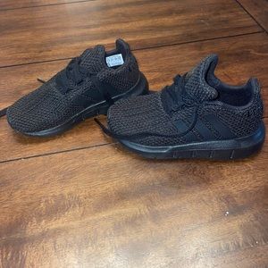 Adidas toddler boy sneakers size 7
